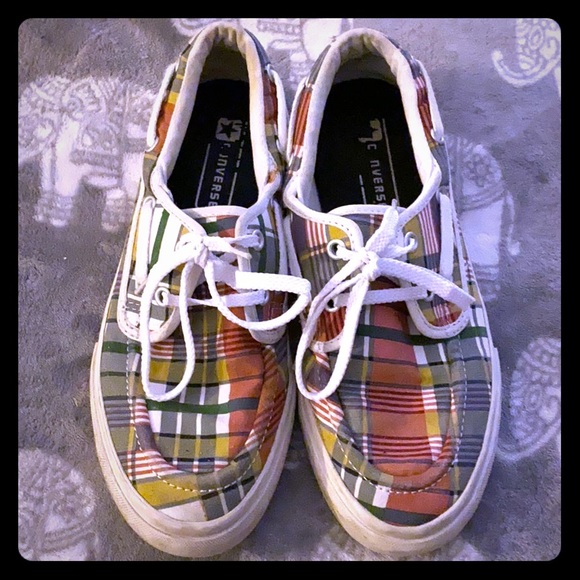 converse plaid shoes